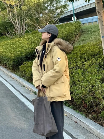 Chaqueta de plumón de longitud media para mujer: corte holgado, engrosada con plumón de pato blanco, estilo parka, inspirada en ropa de trabajo para un uso acogedor en invierno