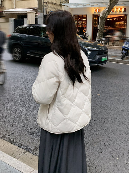 Doudoune à carreaux en losanges sans col légère et fine pour femme à col rond en duvet de canard blanc