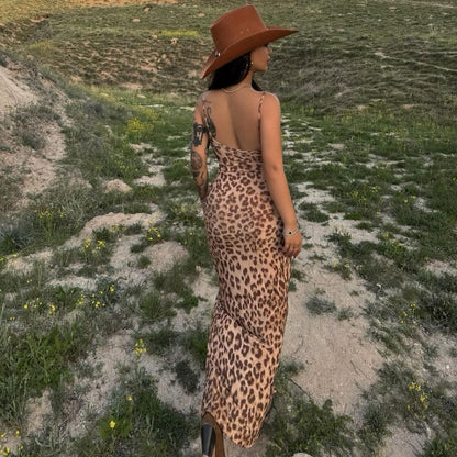 Nuevo vestido ajustado con tirantes finos y estampado de leopardo de moda, sin espalda y con abertura D1993495 