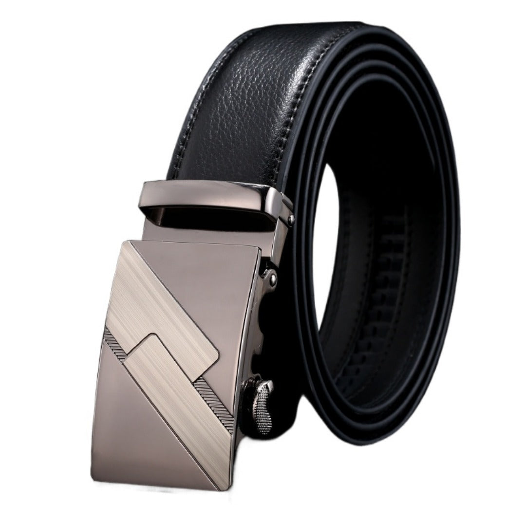 Elegant Leather Belt with Polished Buckle